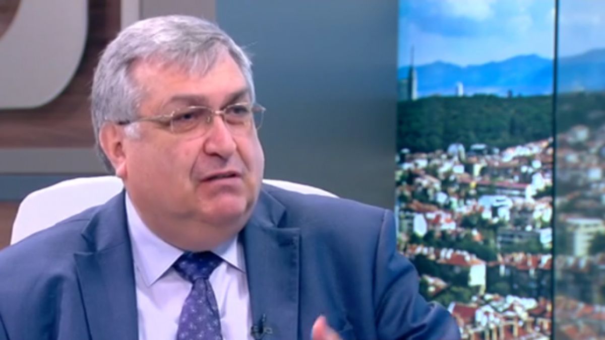 Близнашки раздава съвети на Радев и Борисов след искрите между тях