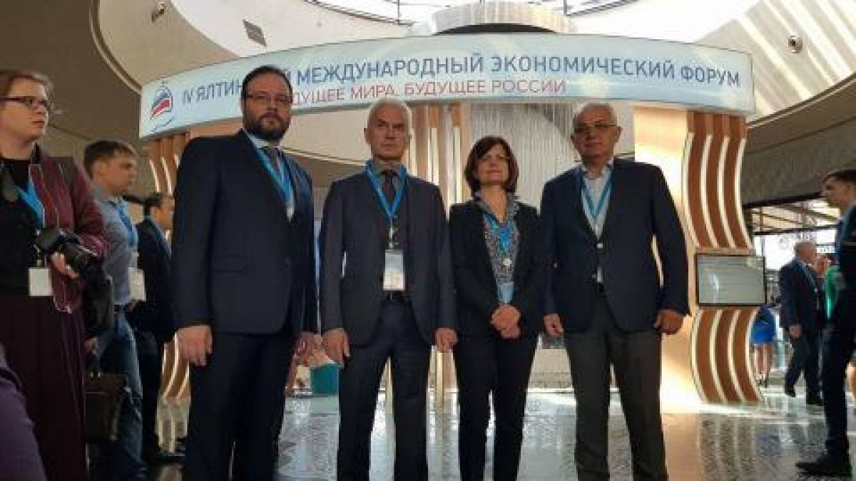 Волен Сидеров от Ялта: Крим не е окупиран! Навсякъде виждаме сериозна грижа от страна на Москва (ВИДЕО)