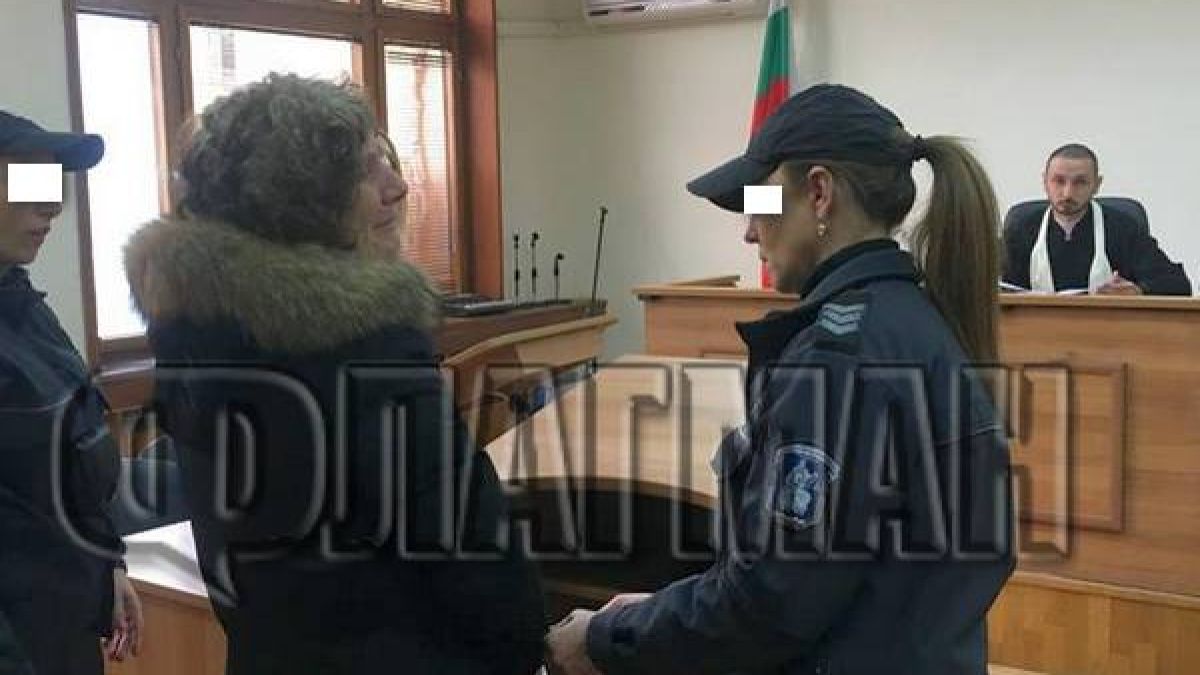 Крадлата Гюлсевен, която опустошаваше бутици в Бургас, изпадна в нервна криза, съдията... 