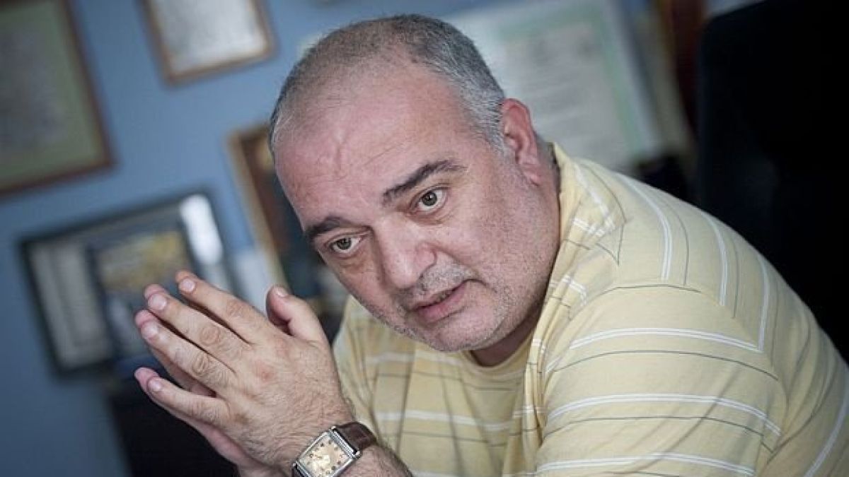 Политолог коментира горещия конфликт между Цветанов и Радев и предупреди, че...
