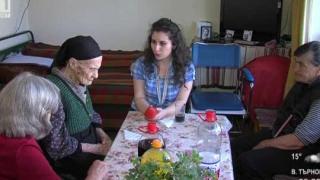 Баба Стоянка закръгли 103 и разказа много интересни истории за живота си