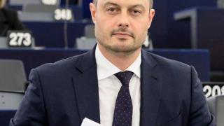 Бареков потресен заради сина на Валери Симеонов и апела му за помощ
