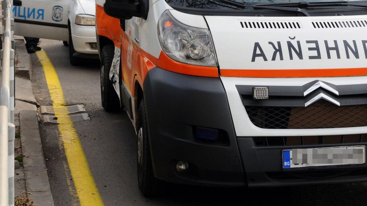 Автобус блъсна баба в Пазарджик – състоянието ѝ е тежко 