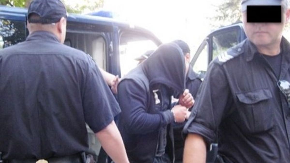 Топкрадецът Маркарян ще лежи едва 3 години и половина за 14 присъди, закопчаха го след 10-годишно издирване