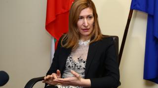 Министър Ангелкова  ексклузивно пред БЛИЦ TV за новите промени в Слънчев бряг! Какво ще се случва в най-хитовия ни морски курорт?