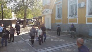 Напрежение в Момчилград! Близките на зверски убитата Дамла се стягат за протест