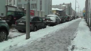 Докато у нас се радваме на летни температури, сняг заваля в... (СНИМКИ/ВИДЕО)