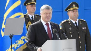  Порошенко се похвали с най-силна армия в Европа