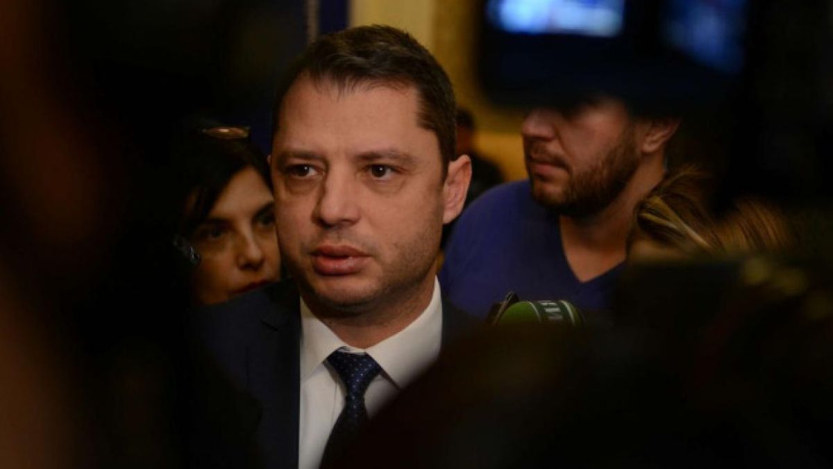 Делян Добрев разкри ексклузивно пред БЛИЦ как държавата ще спре мафията в енергетиката и защо синдикалните лидери живеят като баровци от Монте Карло!