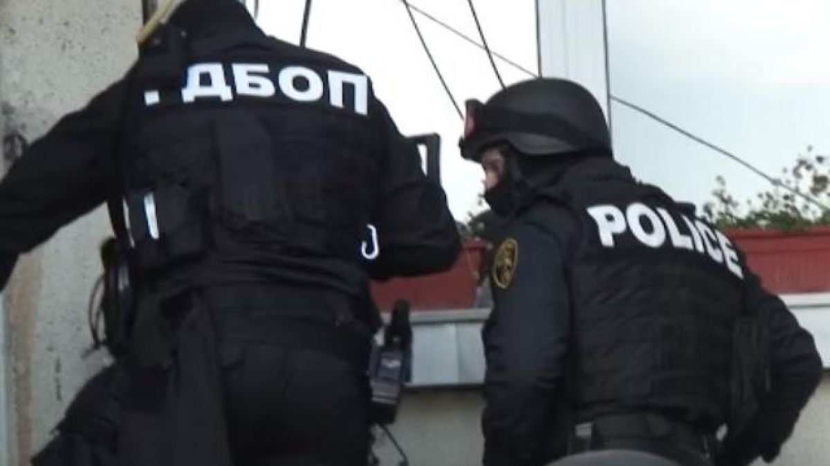 Първо в БЛИЦ! Зрелищна акция в Пловдив! Удариха наркоразпространители 