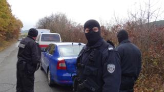 Първо в БЛИЦ! Ето какво са намерили пловдивските ченгета при зрелищната акция