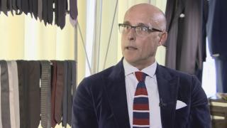 Как се създава мъжки костюм според характера на човека