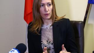 Ангелкова посочи колко голям приход очакваме от летния сезон