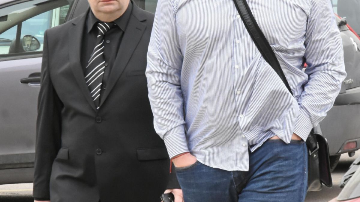 Мистерия в Сандански: Човек на Божо Кравата полетя от третия етаж