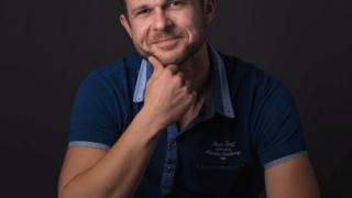 Ненчо Балабанов чак сега отиде на меден месец на Малдивите, а там ги посрещнаха със... ВИДЕО 