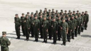 Виц: Старшина кара войник да повярва в задгробния живот