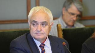 Министърът на отбраната с важни думи за заплатите на военните