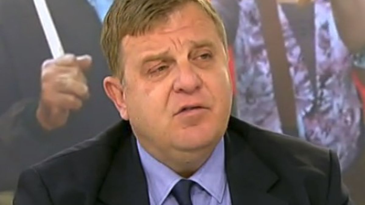 Каракачанов призна защо покани Нинова на по бира