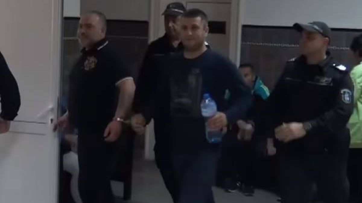 Свобода за боса на Италианската махала? Дрогата в нарколабораторията на Дебелия се стопи до 10 хапчета екстази