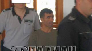 Убиецът от Снягово заклал Ереджеб до бременната му жена и бебето им