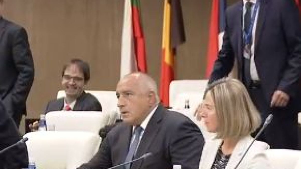 Борисов отиде на срещата на министрите на отбраната на страните от ЕС и ги помоли да... (ВИДЕО)