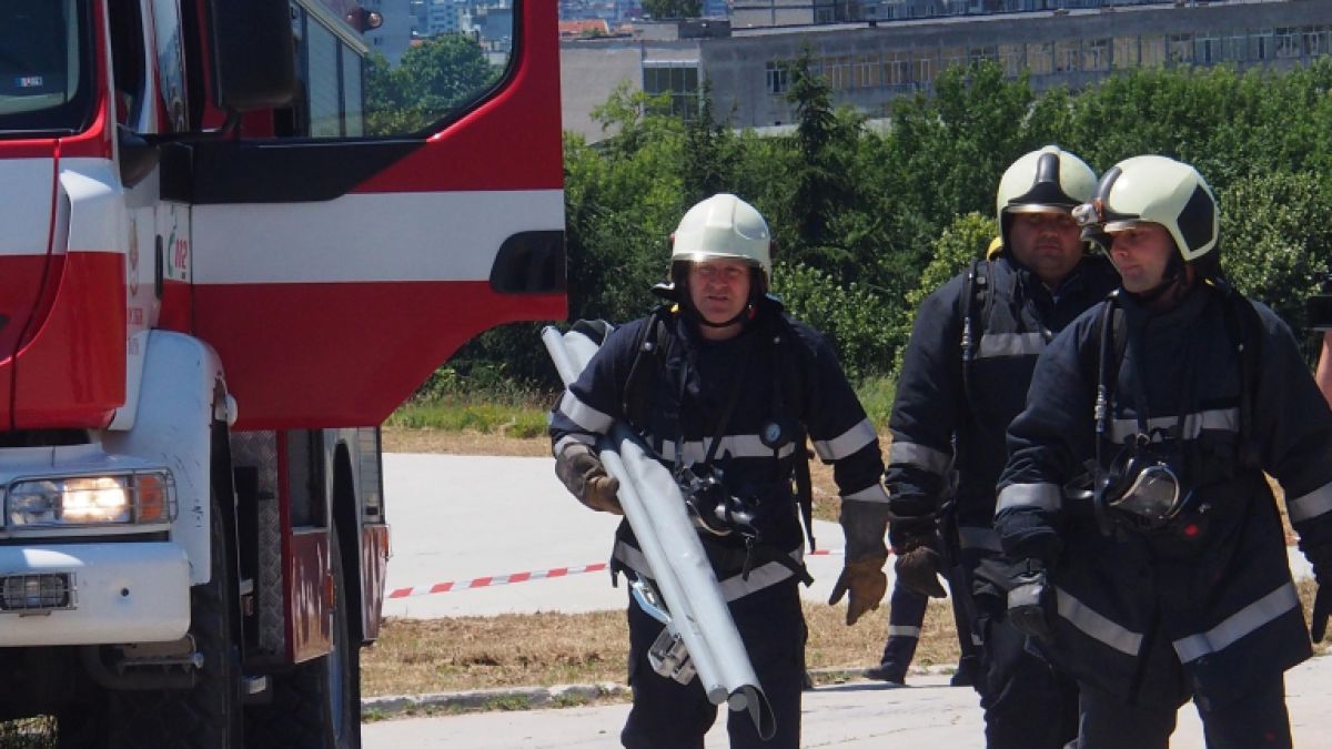 Пожарна и полиция летят към Шишманци, ето какво се случва 