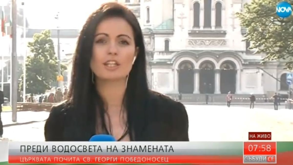 Горещи войници и тежка артилерия изпотиха палавите репортерки навръх празника! Шашардисани изръсиха куп глупости в ефир, а Лора Крумова... (СНИМКИ)