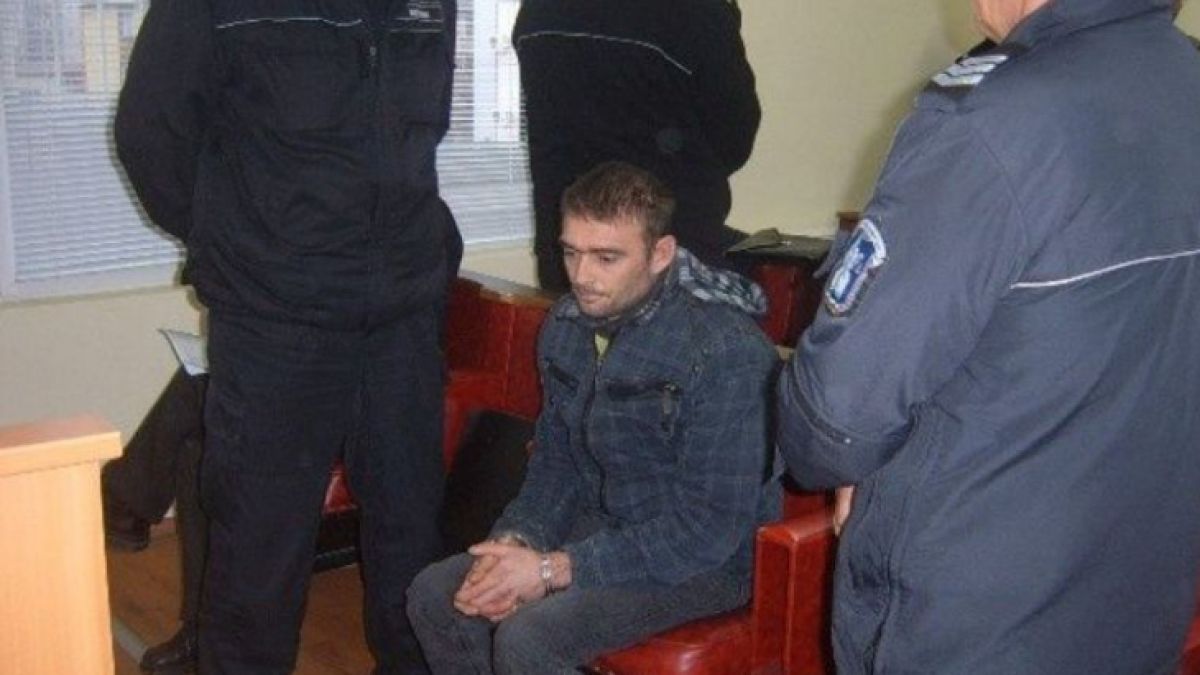 Черна прокоба тегне над килия 82 в пловдивския затвор, жестока смърт застига всеки, който...