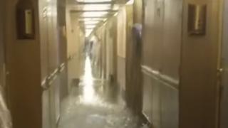 Жена пропищя от ужас на круизен кораб: В "Титаник" съм! (ВИДЕО)