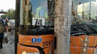 Мистерия обви тежката катастрофа с пострадали в автобус 74 от градския транспорт в София! (СНИМКИ)
