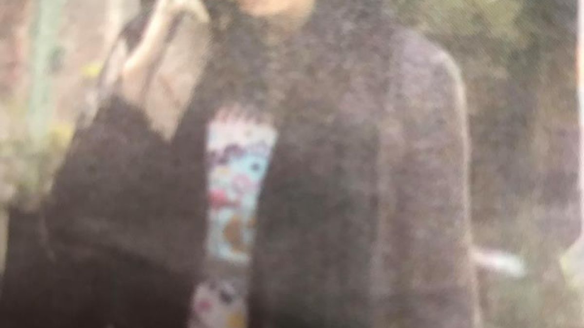 Аделина Радева шокира столичани, тръгна по улиците облечена с... (СНИМКИ)