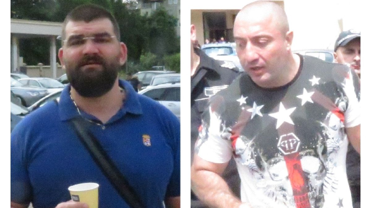 Кравата към Очите: Като ти подадох ръка, защо посегна бе, човек? Желязков: Защо не се бихте, страхливци?!
