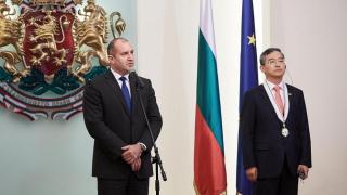 Румен Радев връчи орден „Стара планина“ на посланика на Южна Корея в България