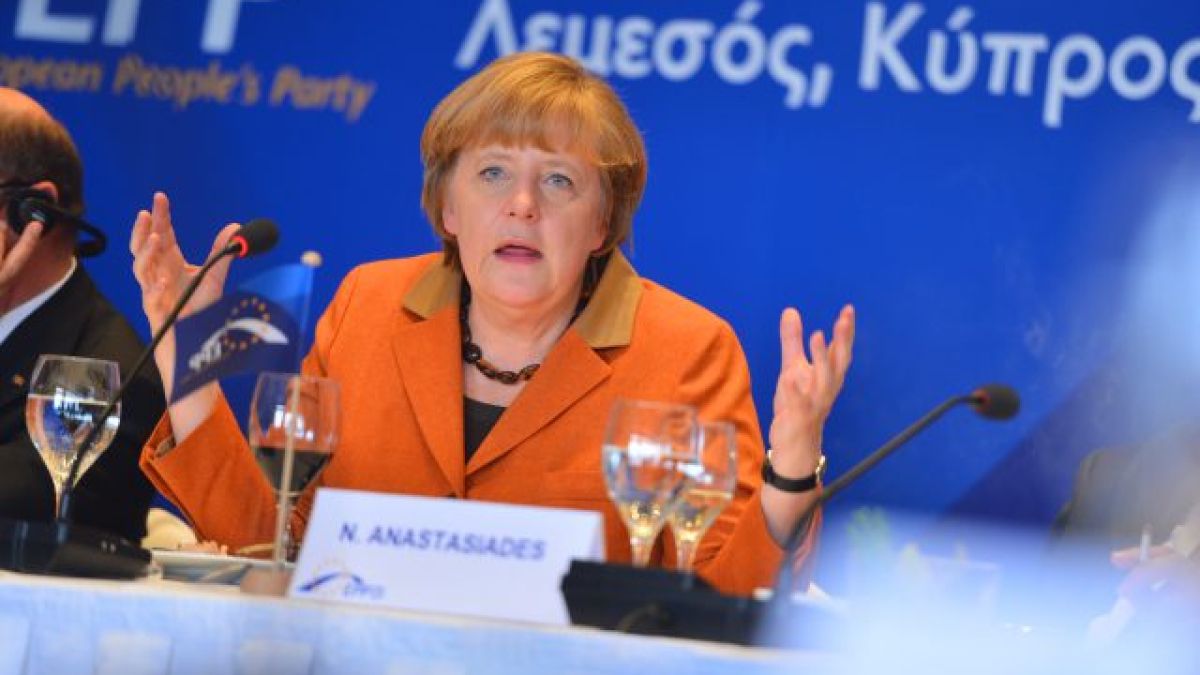 CounterPunch: Ако Европа иска да се съобразяват с нея, тя трябва да даде отпор на САЩ по „иранската сделка” 