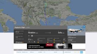 Извънредна ситуация със самолет Еърбъс А321 на летище София (СНИМКИ)