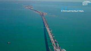 Откриват най-дългия мост в Русия, който води към Крим, с половин година по-рано (ВИДЕО)