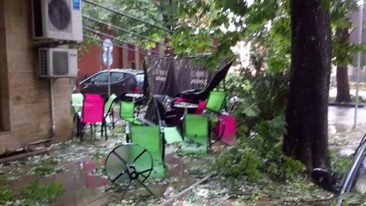 Бедствено е положението и в Плевен