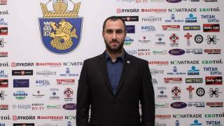 Тежката любовна драма на самоубийцата в Бургас, спасена от трима младежи (СНИМКИ)
