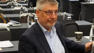 Сашо Дончев в акция „мастит бизнесмен си търси нова партия“