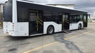 В Пловдив ги напече! Откачил кентавър крещи през прозореца на автобус: К'во гледате, ще ви убия, уе! (СНИМКА)