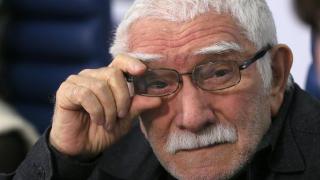 Лекарите се борят за живота на известния актьор Армен Джигарханян