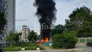 Шок в Бургас: Взривове и гъст дим изплашиха местните жители (СНИМКИ)
