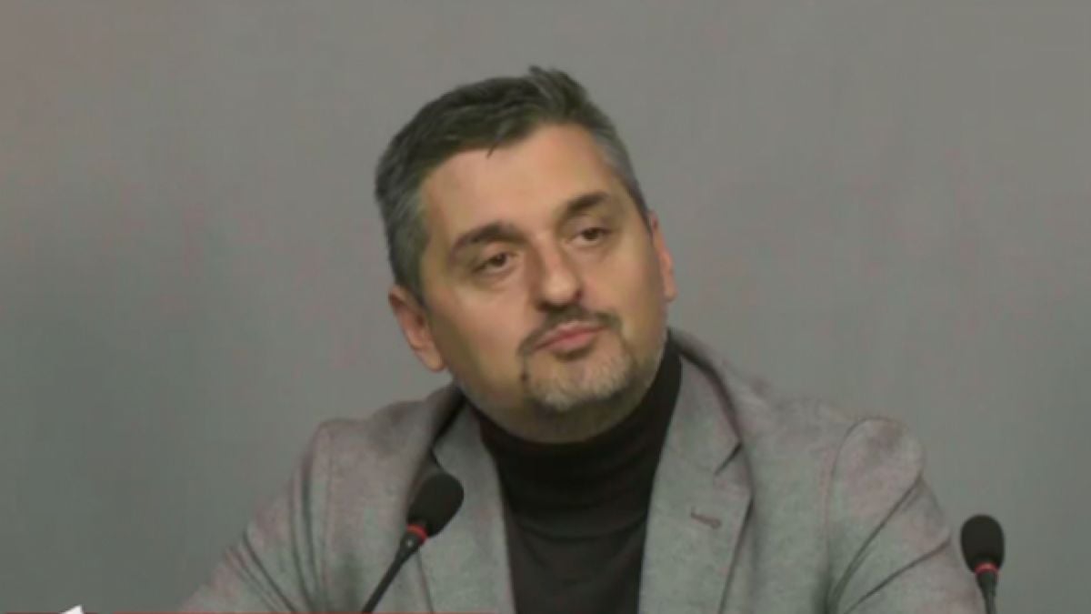 Кирил Добрев за фалшивата новина за водата: В поста на Таско Ерменко има само въпроси 