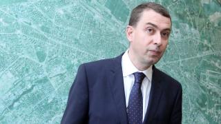 Главният архитект на София: Още 50 години ще се борим с проблемите от реституцията, заради която бетонът залива градинките