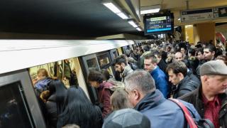 В Румъния било добре? Правителството национализира пенсиите, защото няма пари 