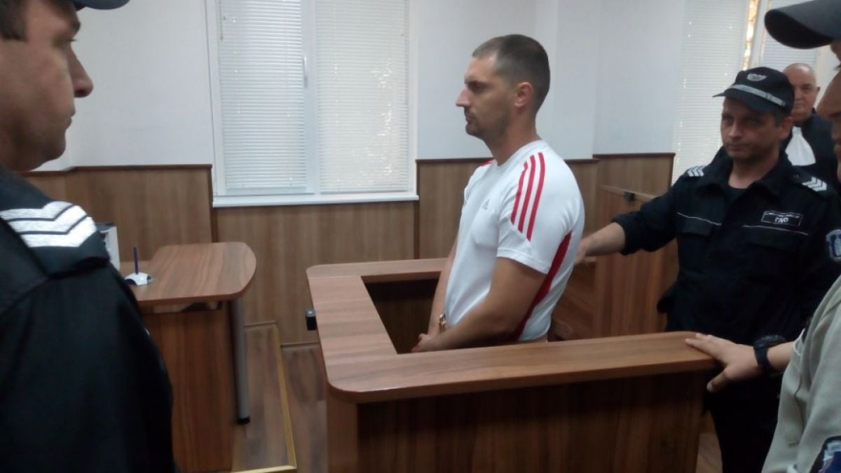 Извънредно в БЛИЦ! Първи СНИМКИ на военния, заклал сопотския полицай заради фаталната дознателка