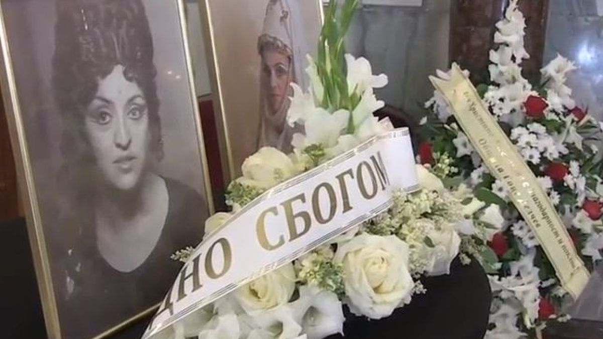БЛИЦ TV: България скърби за Христина Ангелакова