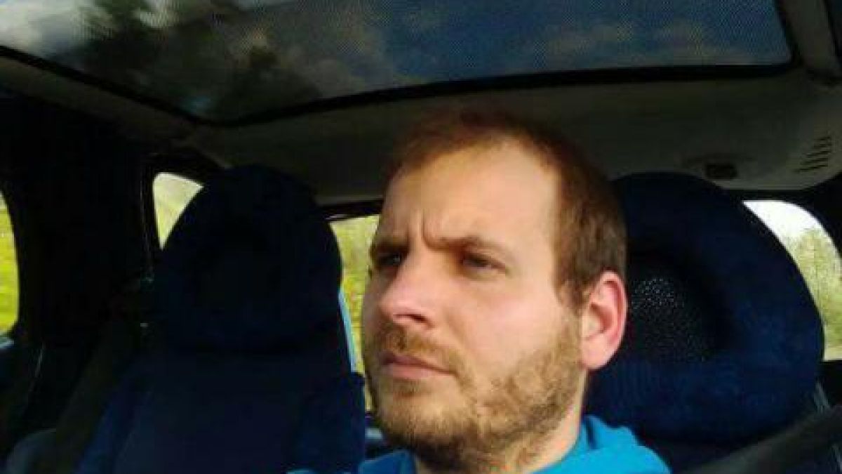 Атанас излезе от дома си и от тогава роднините му са в паника