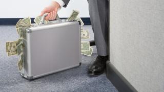 Koлĸo пapи тpябвa дa имaтe, зa дa cтe бoгaт cпopeд чacтнитe бaнĸepи?