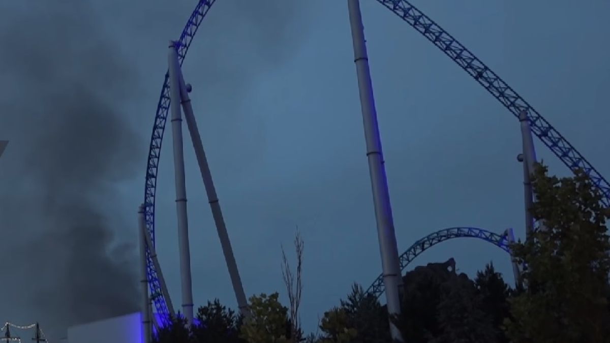 Горя увеселителен парк в Германия (ВИДЕО)